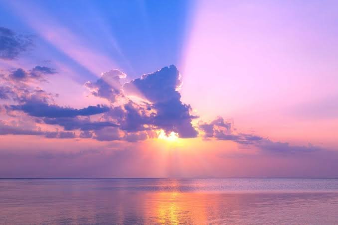 How Sky Backgrounds Can Transform Ordinary Photos Into Stunning Visuals